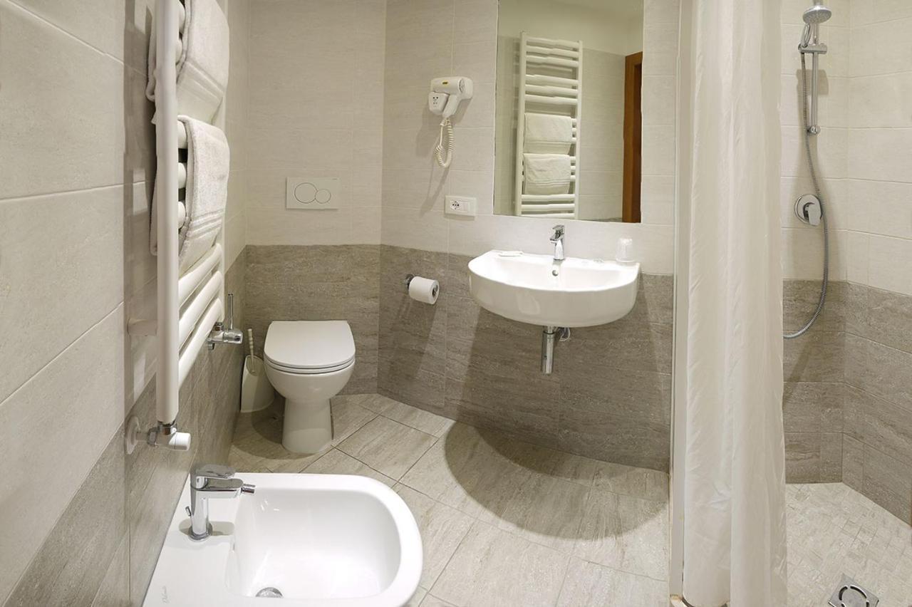 Hotel Alla Rotonda Lido di Jesolo Luaran gambar